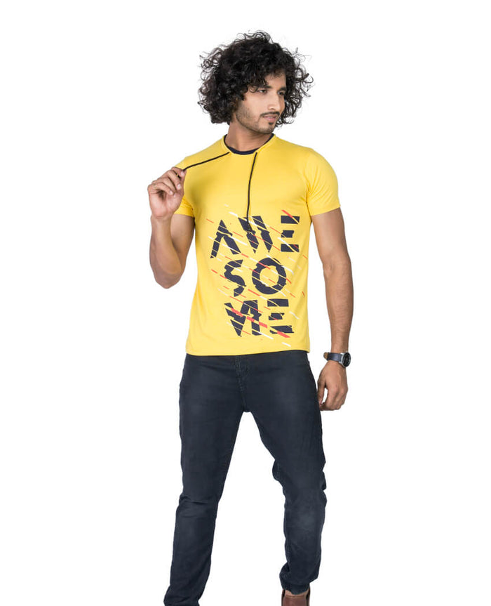 Men's Printed T-Shirt Styling: A Fashionable Guide Men's Printed T-Shirt Styling: A Fashionable Guide